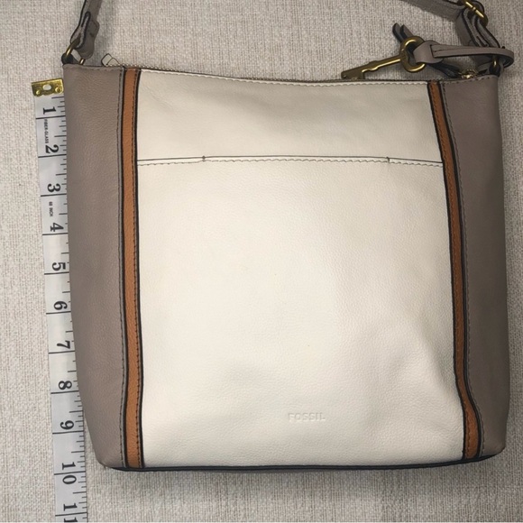 Fossil Tara Crossbody Bag - Picture 5 of 7